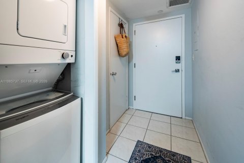 Condominio en venta en Fort Lauderdale, Florida, 2 dormitorios, 110.55 m2 № 2049508 - foto 19