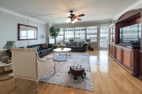 Condominio en venta en Fort Lauderdale, Florida, 2 dormitorios, 110.55 m2 № 2049508 - foto 4