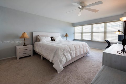 Condominio en venta en Fort Lauderdale, Florida, 2 dormitorios, 110.55 m2 № 2049508 - foto 14