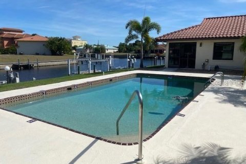 Condo in Punta Gorda, Florida, 2 bedrooms  № 1654764 - photo 16