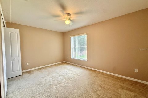 Villa ou maison à louer à Orlando, Floride: 4 chambres, 199.09 m2 № 2399008 - photo 3