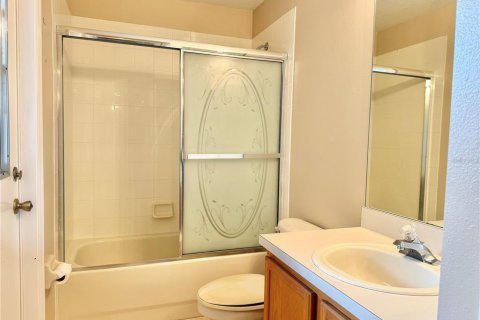 Villa ou maison à louer à Orlando, Floride: 4 chambres, 199.09 m2 № 2399008 - photo 4