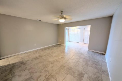 House in Bradenton, Florida 3 bedrooms, 209.49 sq.m. № 2230350 - photo 16