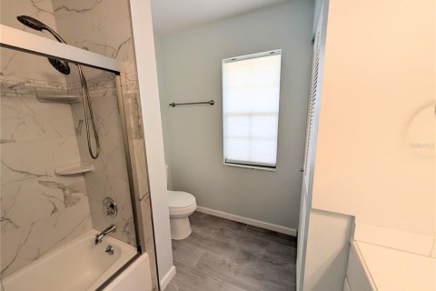 House in Bradenton, Florida 3 bedrooms, 209.49 sq.m. № 2230350 - photo 30