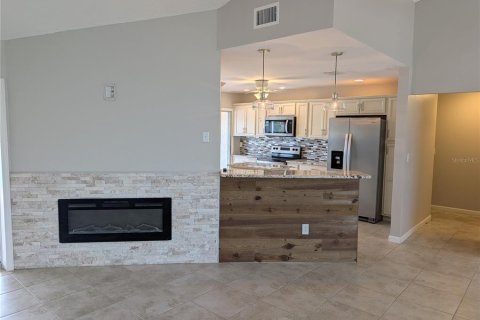 House in Bradenton, Florida 3 bedrooms, 209.49 sq.m. № 2230350 - photo 10