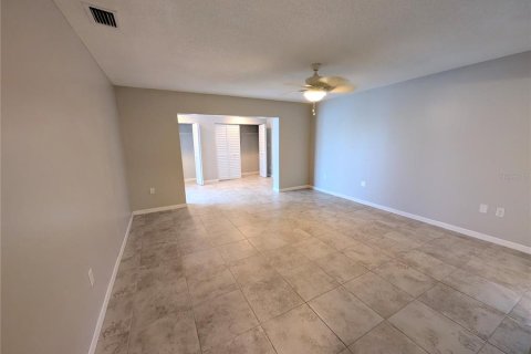 House in Bradenton, Florida 3 bedrooms, 209.49 sq.m. № 2230350 - photo 14