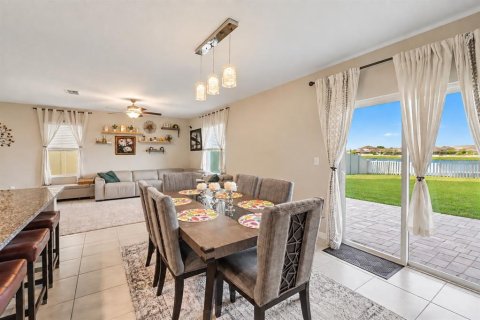Villa ou maison à vendre à Wimauma, Floride: 4 chambres, 178.84 m2 № 2319222 - photo 3