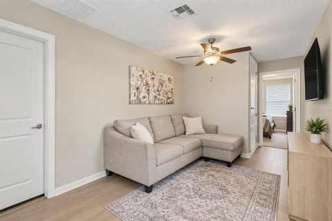 Villa ou maison à vendre à Wimauma, Floride: 4 chambres, 178.84 m2 № 2319222 - photo 8