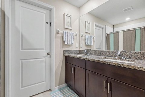 Villa ou maison à vendre à Wimauma, Floride: 4 chambres, 178.84 m2 № 2319222 - photo 10