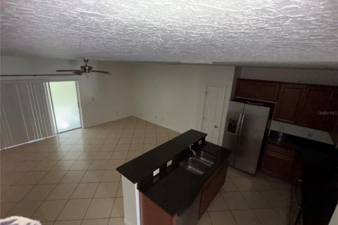 Townhouse in Kissimmee, Florida 4 bedrooms, 184.41 sq.m. № 1798279 - photo 4