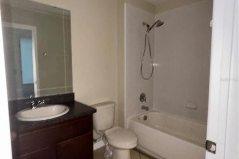 Townhouse in Kissimmee, Florida 4 bedrooms, 184.41 sq.m. № 1798279 - photo 25