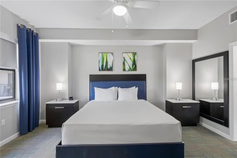 Condo in Winter Garden, Florida, 3 bedrooms  № 1844386 - photo 16