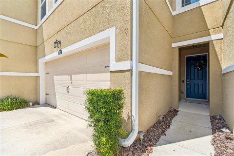 Touwnhouse à vendre à Lutz, Floride: 3 chambres, 214.33 m2 № 2225472 - photo 4