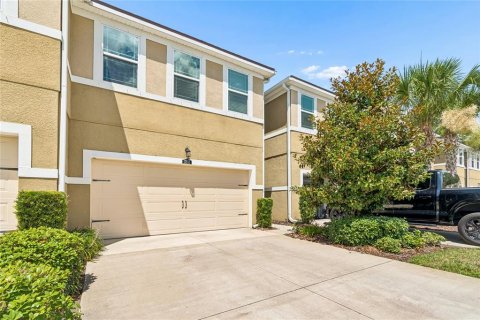 Touwnhouse à vendre à Lutz, Floride: 3 chambres, 214.33 m2 № 2225472 - photo 2