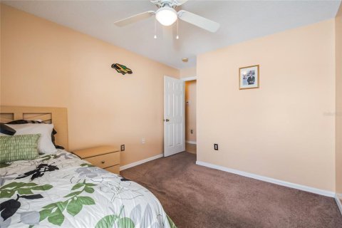 House in Davenport, Florida 4 bedrooms, 145.11 sq.m. № 2115860 - photo 22