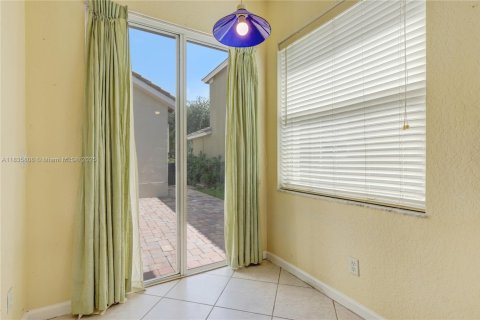 Casa en venta en Miramar, Florida, 3 dormitorios, 181.44 m2 № 1820196 - foto 23
