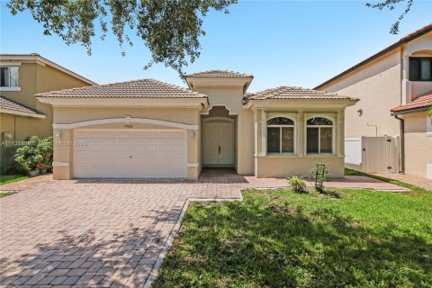 Casa en venta en Miramar, Florida, 3 dormitorios, 181.44 m2 № 1820196 - foto 2