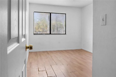 Propiedad comercial en venta en Gainesville, Florida, 584.73 m2 № 1607988 - foto 22