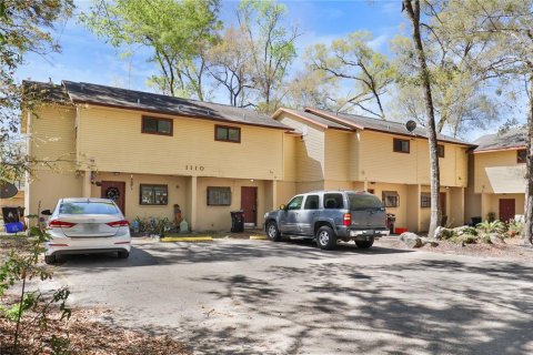 Propiedad comercial en venta en Gainesville, Florida, 584.73 m2 № 1607988 - foto 2
