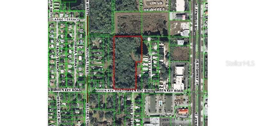 Terreno en New Port Richey, Florida № 1105943