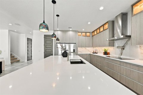 Villa ou maison à vendre à Tampa, Floride: 5 chambres, 321.35 m2 № 2388683 - photo 15