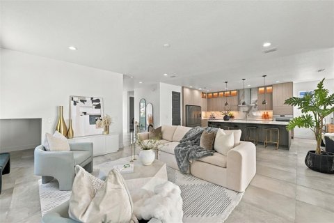 Villa ou maison à vendre à Tampa, Floride: 5 chambres, 321.35 m2 № 2388683 - photo 25
