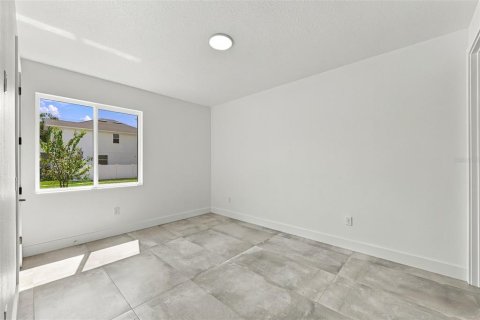 Villa ou maison à vendre à Tampa, Floride: 5 chambres, 321.35 m2 № 2388683 - photo 28