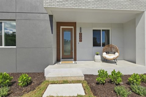 Villa ou maison à vendre à Tampa, Floride: 5 chambres, 321.35 m2 № 2388683 - photo 3