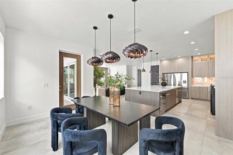 Villa ou maison à vendre à Tampa, Floride: 5 chambres, 321.35 m2 № 2388683 - photo 17