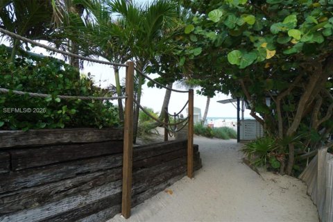 Condo in Sunny Isles Beach, Florida, 2 bedrooms  № 2090181 - photo 25