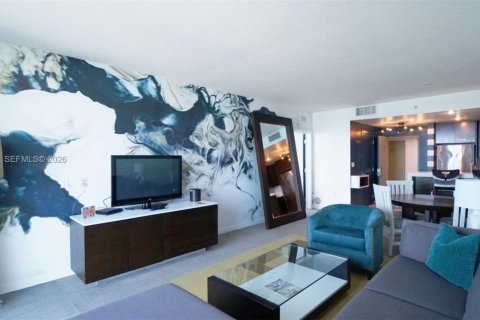 Condo in Sunny Isles Beach, Florida, 2 bedrooms  № 2090181 - photo 13