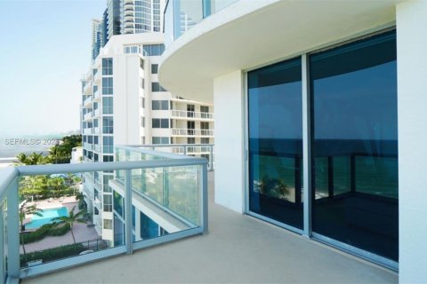 Condo in Sunny Isles Beach, Florida, 2 bedrooms  № 2090181 - photo 7