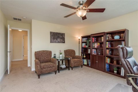 House in Tampa, Florida 6 bedrooms, 373.28 sq.m. № 1806962 - photo 26