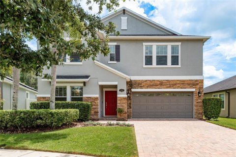 House in Tampa, Florida 6 bedrooms, 373.28 sq.m. № 1806962 - photo 1