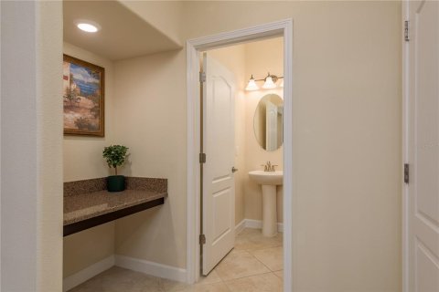 House in Tampa, Florida 6 bedrooms, 373.28 sq.m. № 1806962 - photo 18