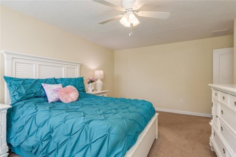 House in Tampa, Florida 6 bedrooms, 373.28 sq.m. № 1806962 - photo 24