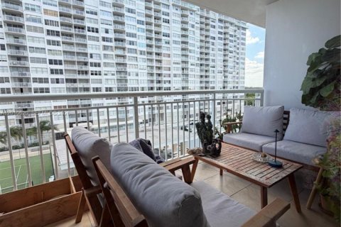 Купить кондоминиум в Авентура, Флорида 2 спальни, 145.39м2, № 2076113 - фото 10