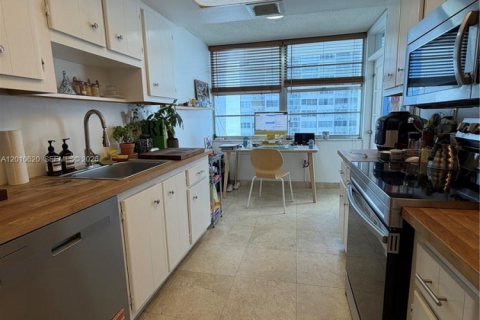 Купить кондоминиум в Авентура, Флорида 2 спальни, 145.39м2, № 2076113 - фото 12