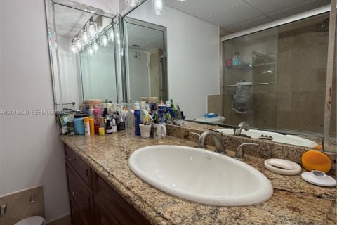 Купить кондоминиум в Авентура, Флорида 2 спальни, 145.39м2, № 2076113 - фото 26