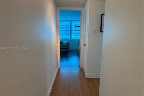 Купить кондоминиум в Авентура, Флорида 2 спальни, 145.39м2, № 2076113 - фото 19