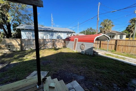 House in Tampa, Florida 3 bedrooms, 117.06 sq.m. № 1776888 - photo 15