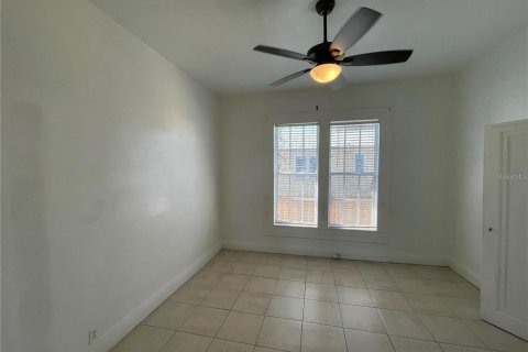 House in Tampa, Florida 3 bedrooms, 117.06 sq.m. № 1776888 - photo 6