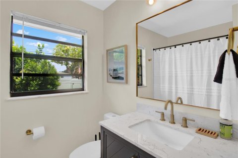 Casa en venta en Clearwater, Florida, 4 dormitorios, 154.5 m2 № 2226404 - foto 18