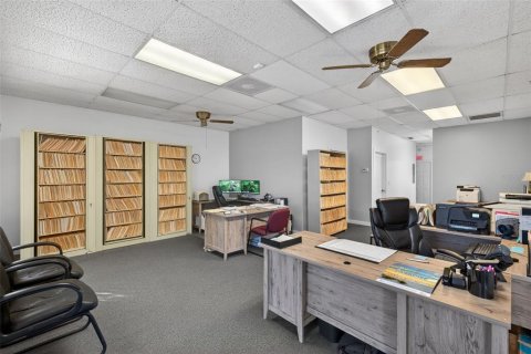 Propiedad comercial en venta en Fort Myers, Florida, 367.89 m2 № 2199748 - foto 18
