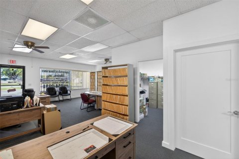 Propiedad comercial en venta en Fort Myers, Florida, 367.89 m2 № 2199748 - foto 23