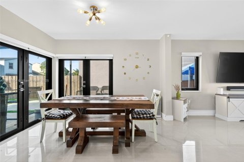 Villa ou maison à vendre à Homestead, Floride: 3 chambres, 176.51 m2 № 1974876 - photo 13