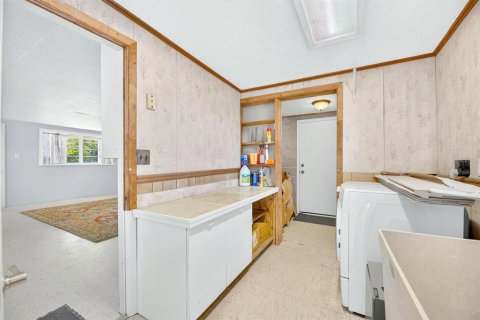 Casa en venta en Brandon, Florida, 4 dormitorios, 240.52 m2 № 2386699 - foto 2