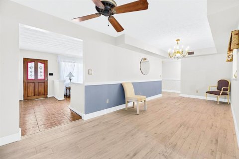 Casa en venta en Brandon, Florida, 4 dormitorios, 240.52 m2 № 2386699 - foto 16