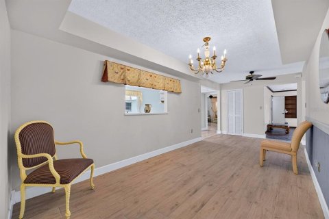 Casa en venta en Brandon, Florida, 4 dormitorios, 240.52 m2 № 2386699 - foto 8