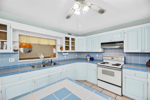 Casa en venta en Brandon, Florida, 4 dormitorios, 240.52 m2 № 2386699 - foto 13